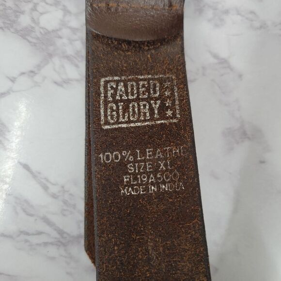 Faded Glory Vintage Women's Brown Leather Belt With Laser Cut Floral Design - Picture 7 of 10